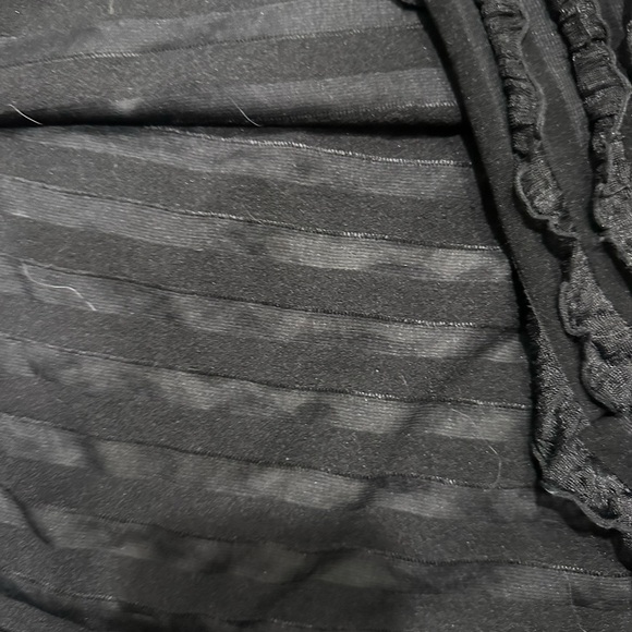 Mascara Brand Black Ruffled Sleeveless Top - Picture 5 of 12